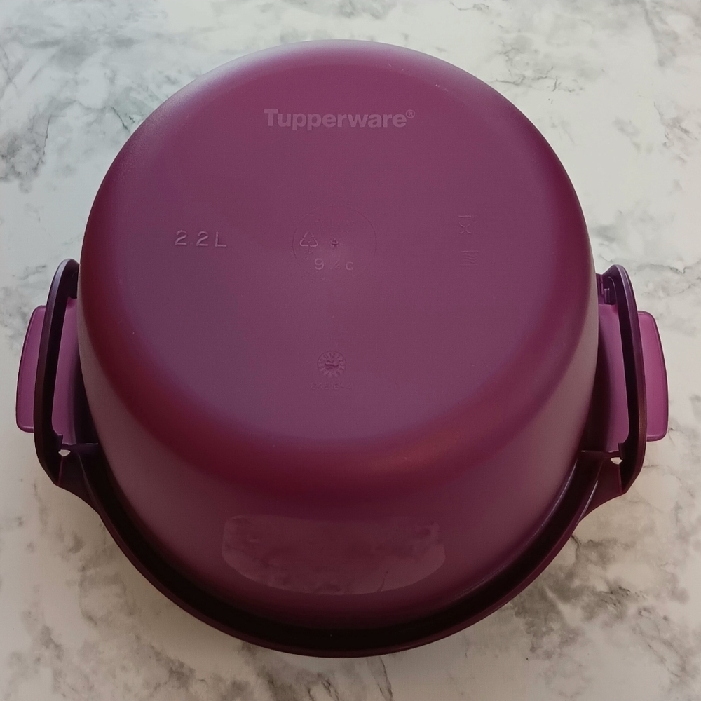 Tupperware Microwave Rice Cooker - Excellent Used Condition! - Picture 4 of 16